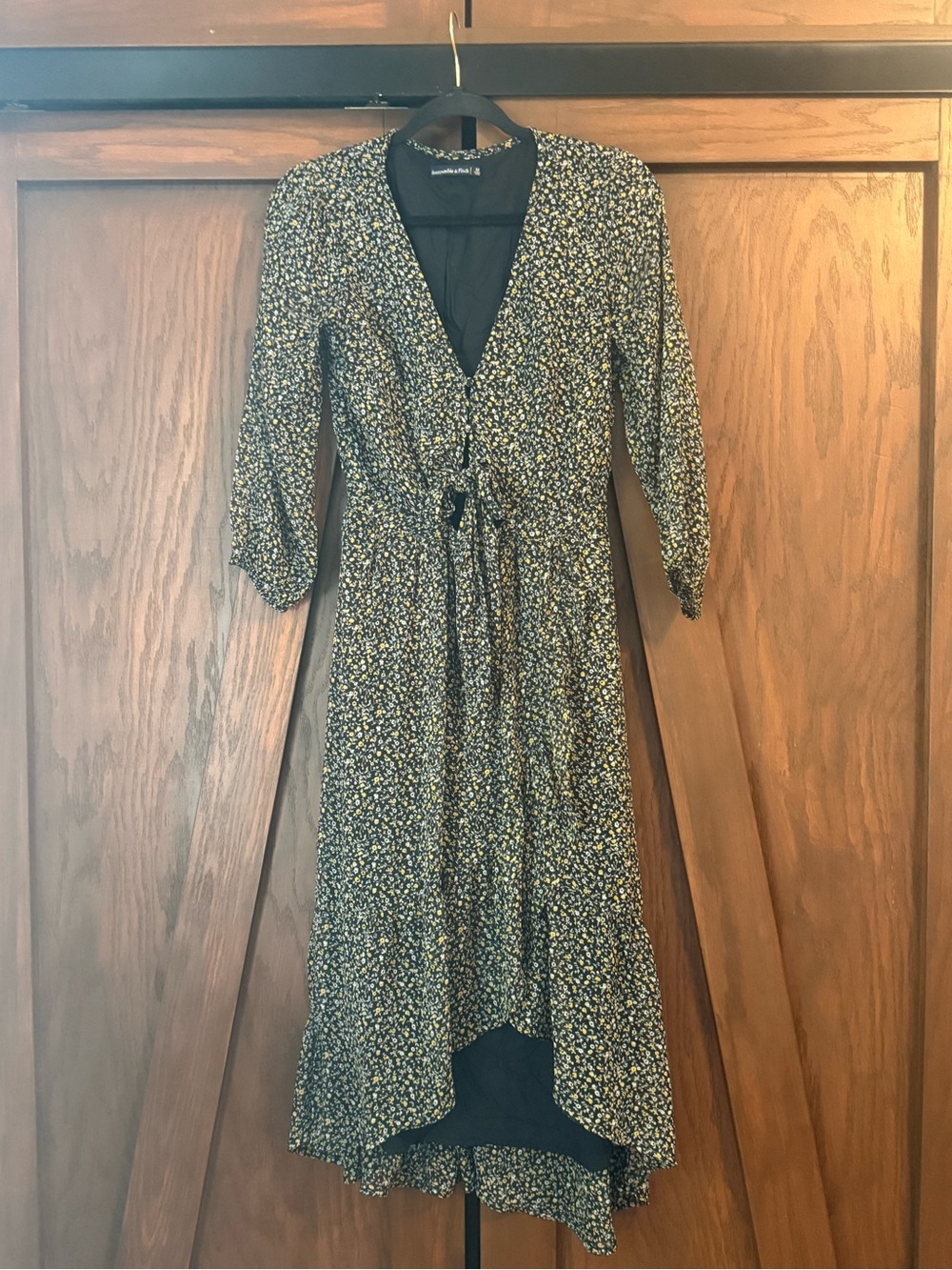 Abercrombie Fitch Floral Print Ruffle Wrap Midi Dress Black High Low Size Mβ EUC